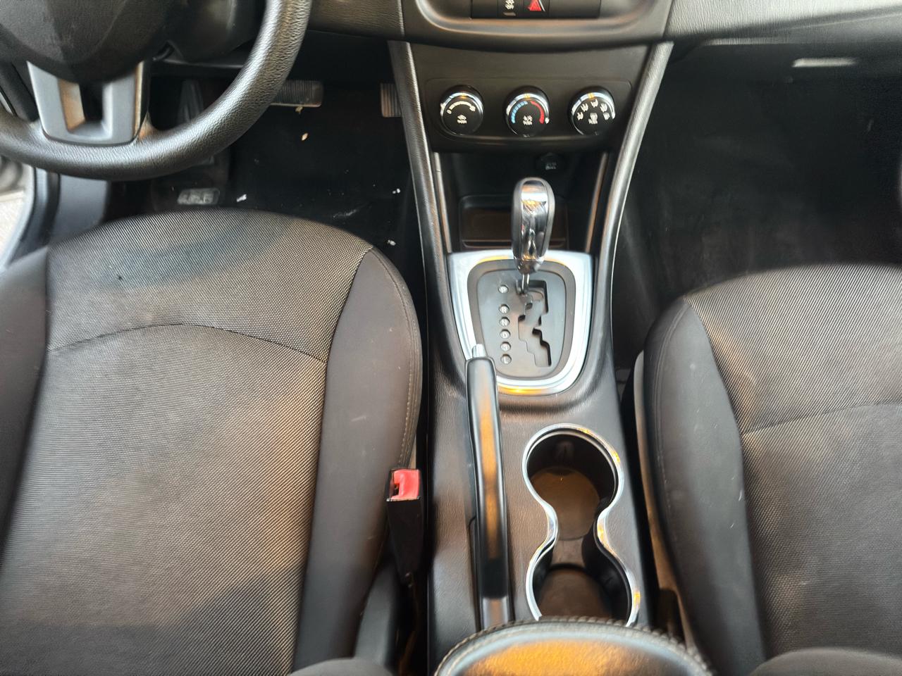 Dodge Avenger 4dr Sdn SE 2014