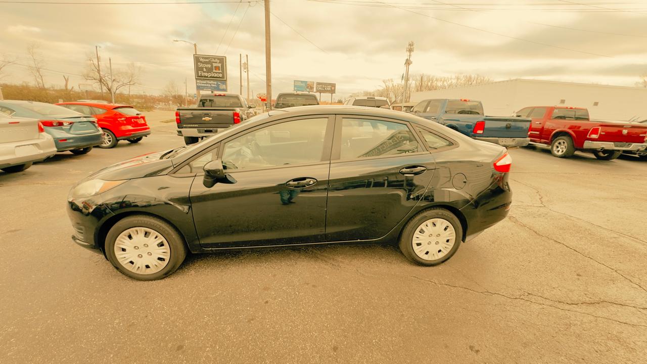Ford Fiesta S Sedan 2017