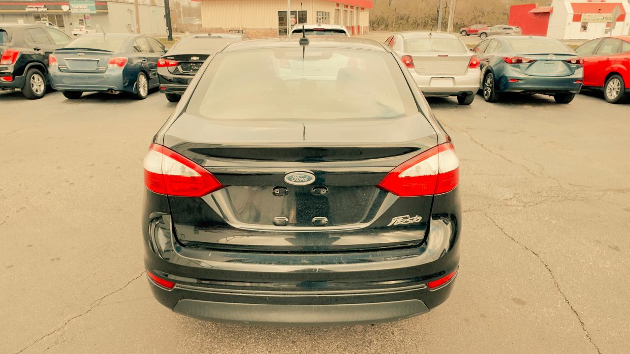 Ford Fiesta S Sedan 2017