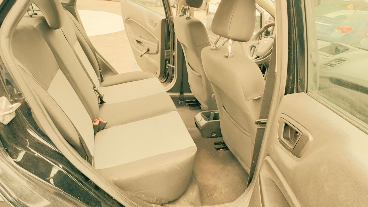 Ford Fiesta S Sedan 2017