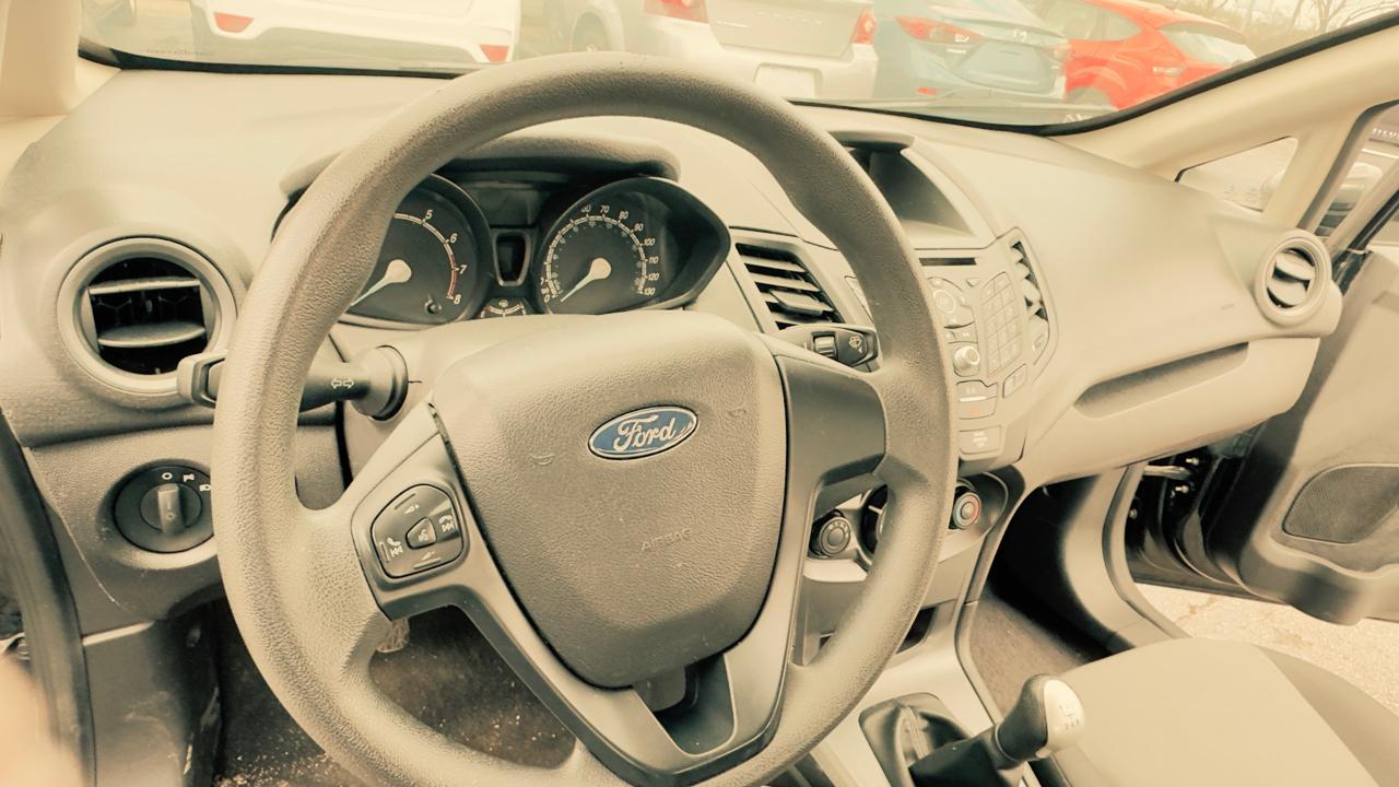 Ford Fiesta S Sedan 2017