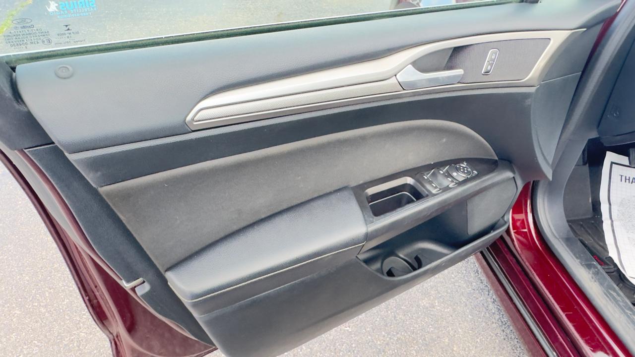 Ford Fusion SE FWD 2017