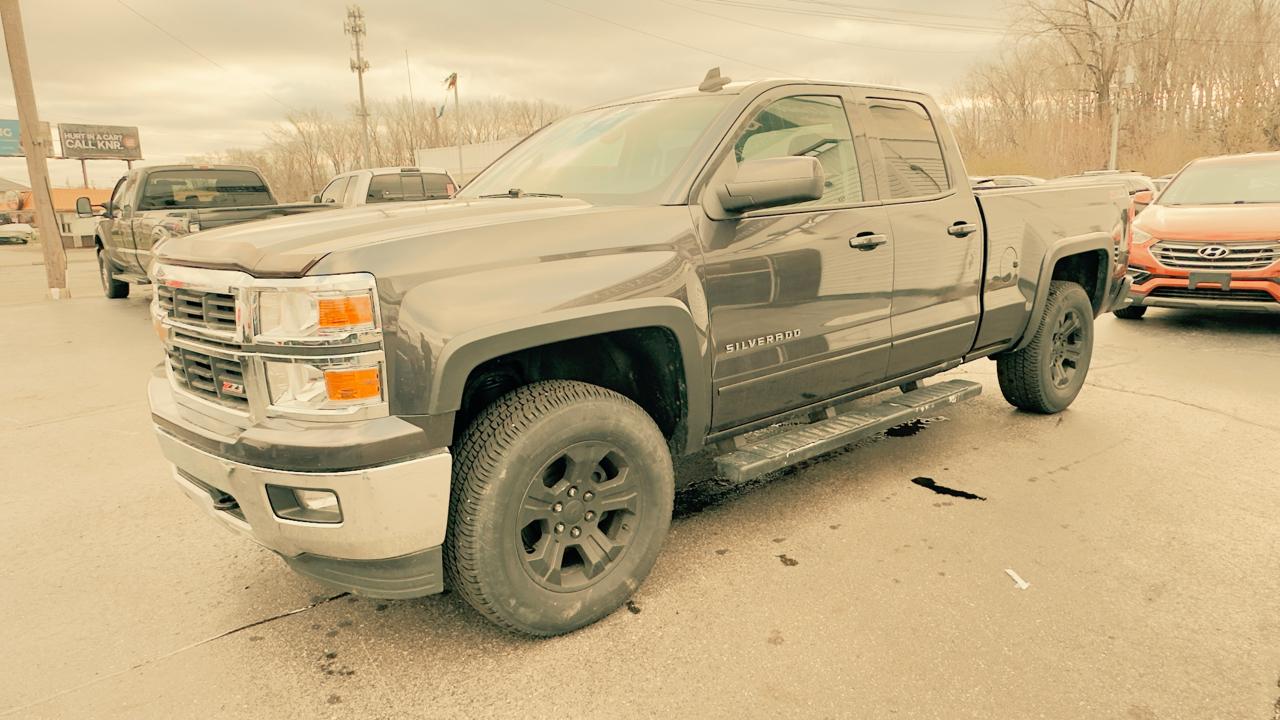 Chevrolet Silverado 1500 4WD Double Cab 143.5" LT w/1LT 2015