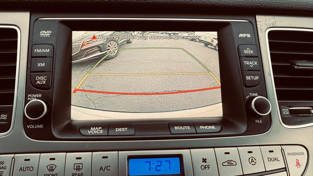 Hyundai Genesis 4dr Sdn V6 3.8L 2013