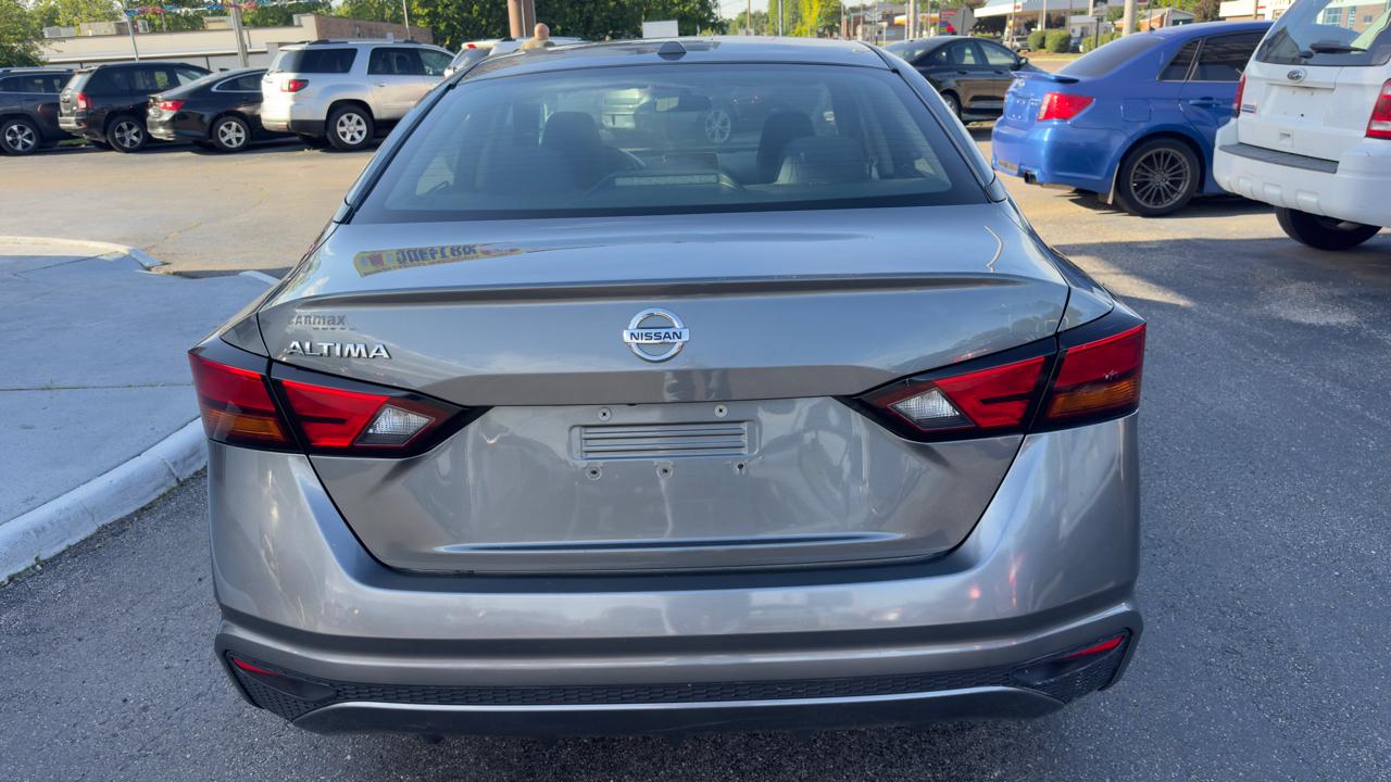 Nissan Altima 2.5 S Sedan 2019