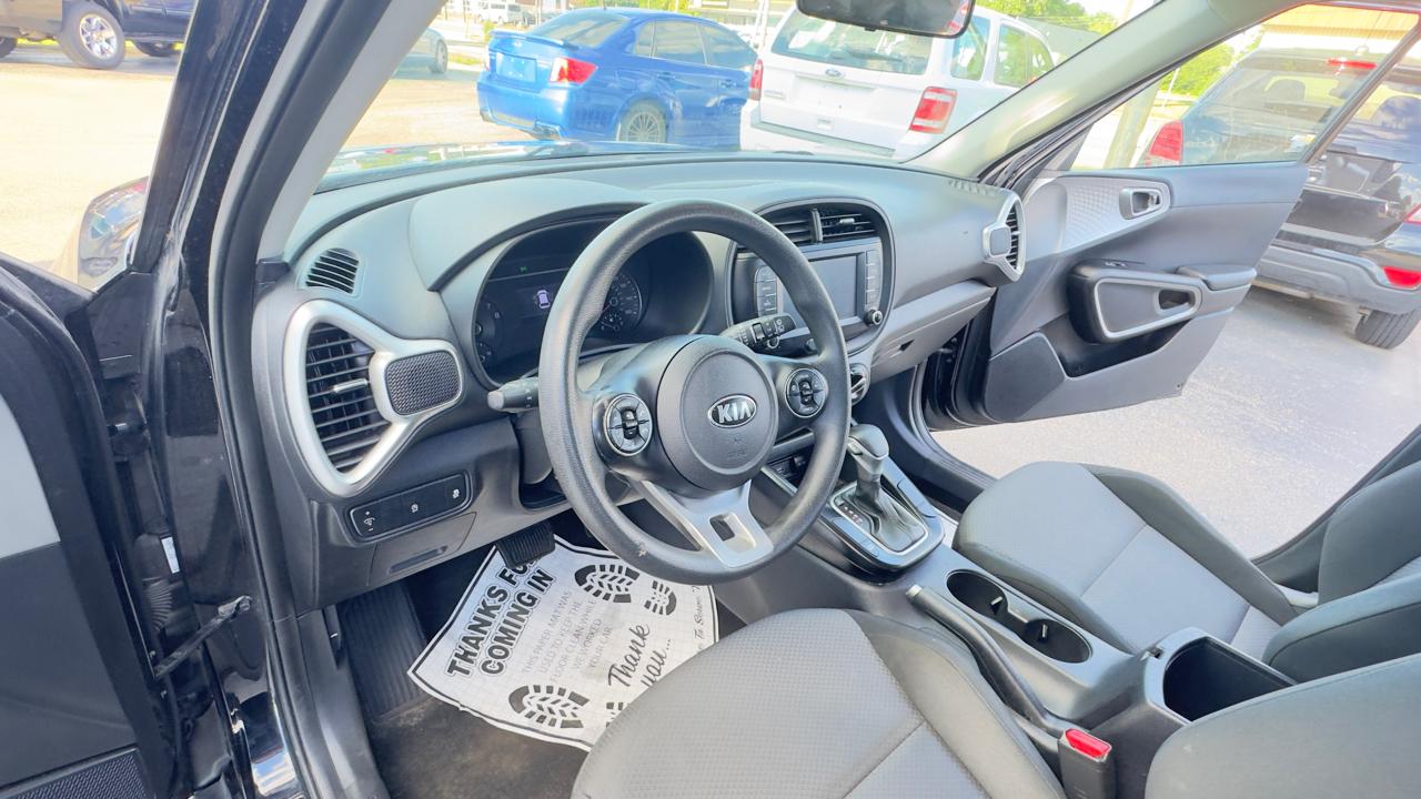 Kia Soul LX IVT 2020