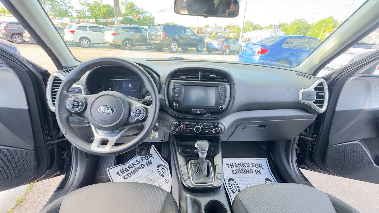 Kia Soul LX IVT 2020
