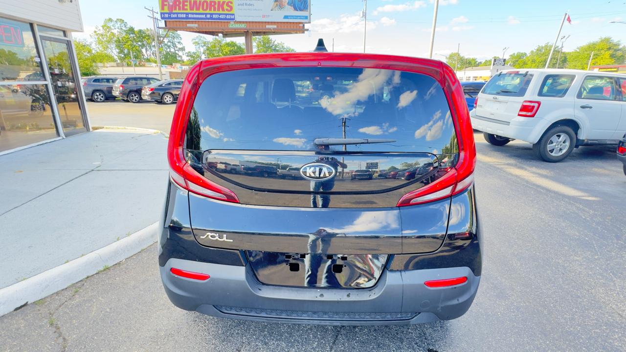 Kia Soul LX IVT 2020