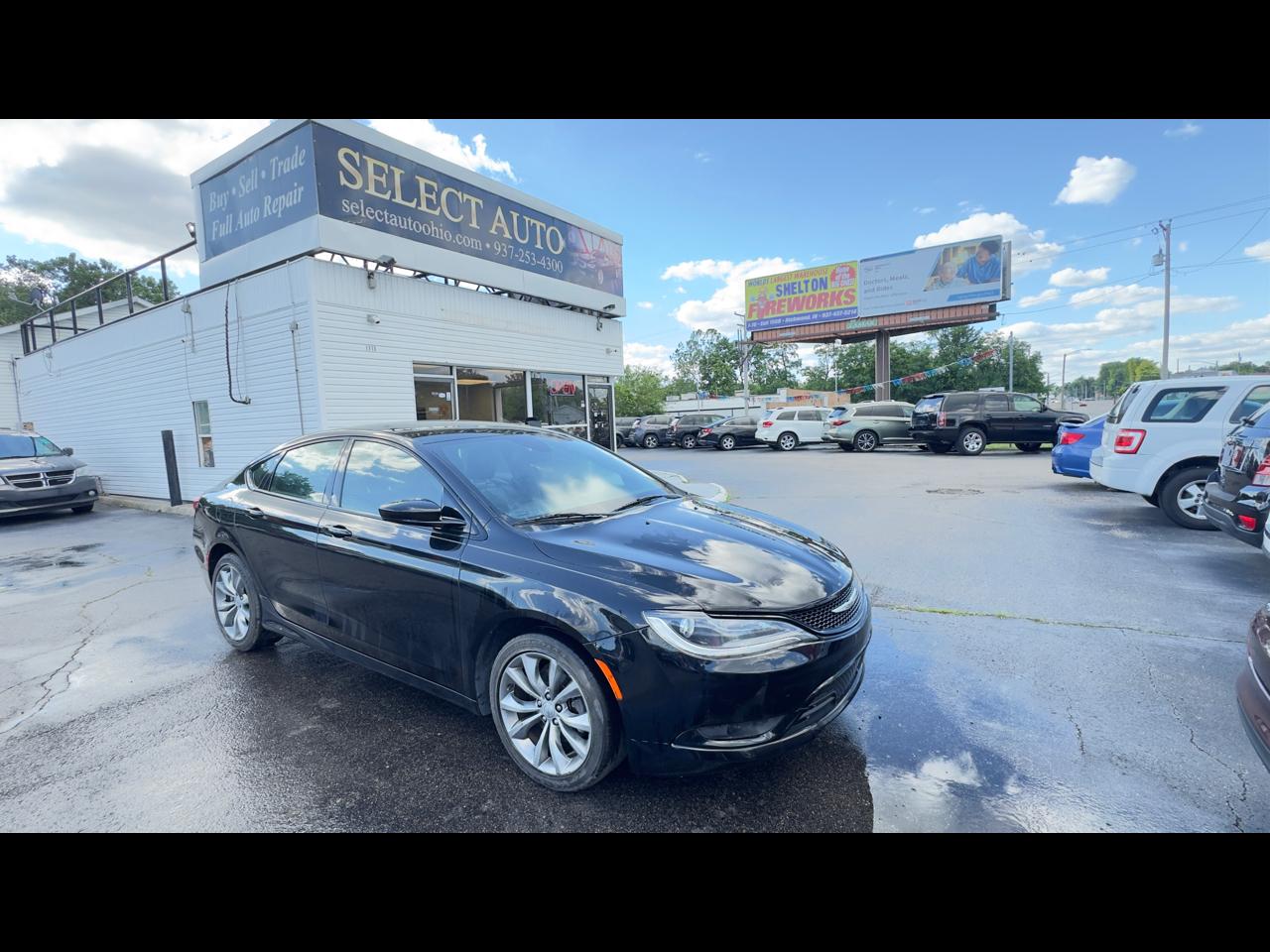 2016 Chrysler 200 4dr Sdn S FWD