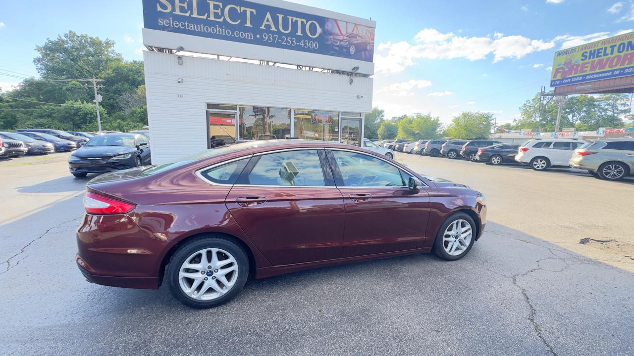Ford Fusion 4dr Sdn SE FWD 2016