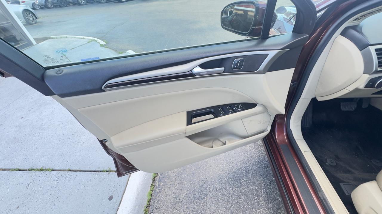 Ford Fusion 4dr Sdn SE FWD 2016