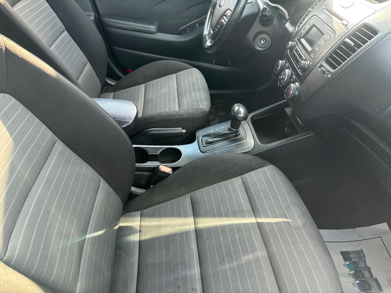 Kia Forte 4dr Sdn Auto EX 2015