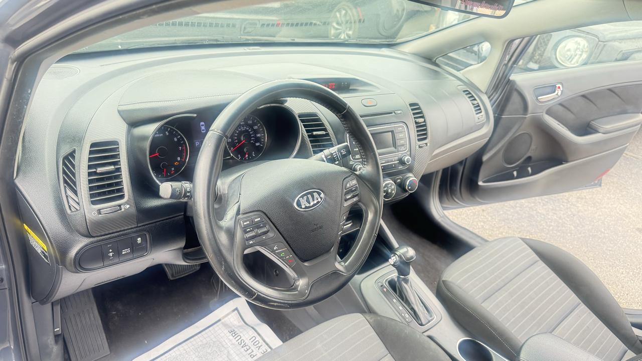 Kia Forte 4dr Sdn Auto EX 2015