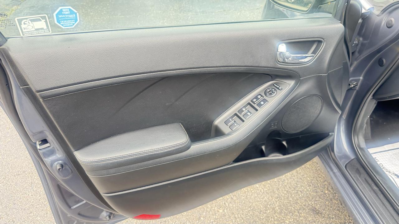 Kia Forte 4dr Sdn Auto EX 2015