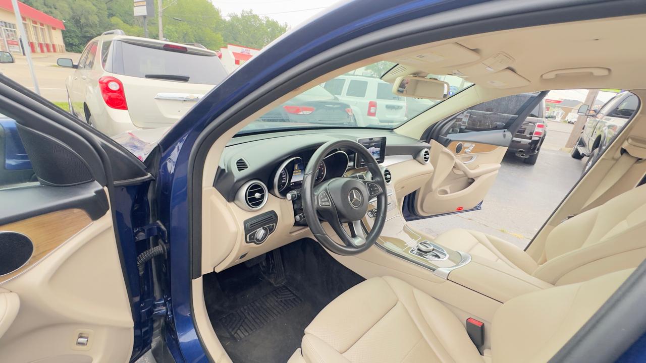 Mercedes-Benz GLC GLC 300 SUV 2018