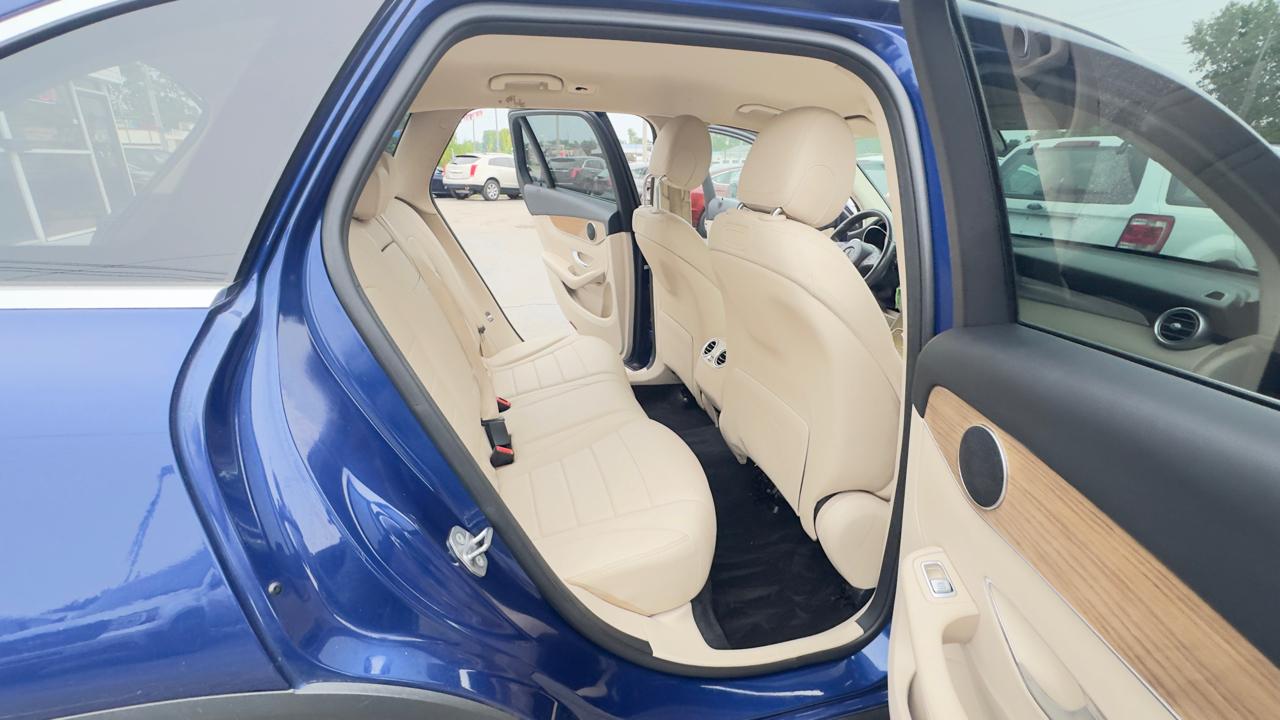 Mercedes-Benz GLC GLC 300 SUV 2018