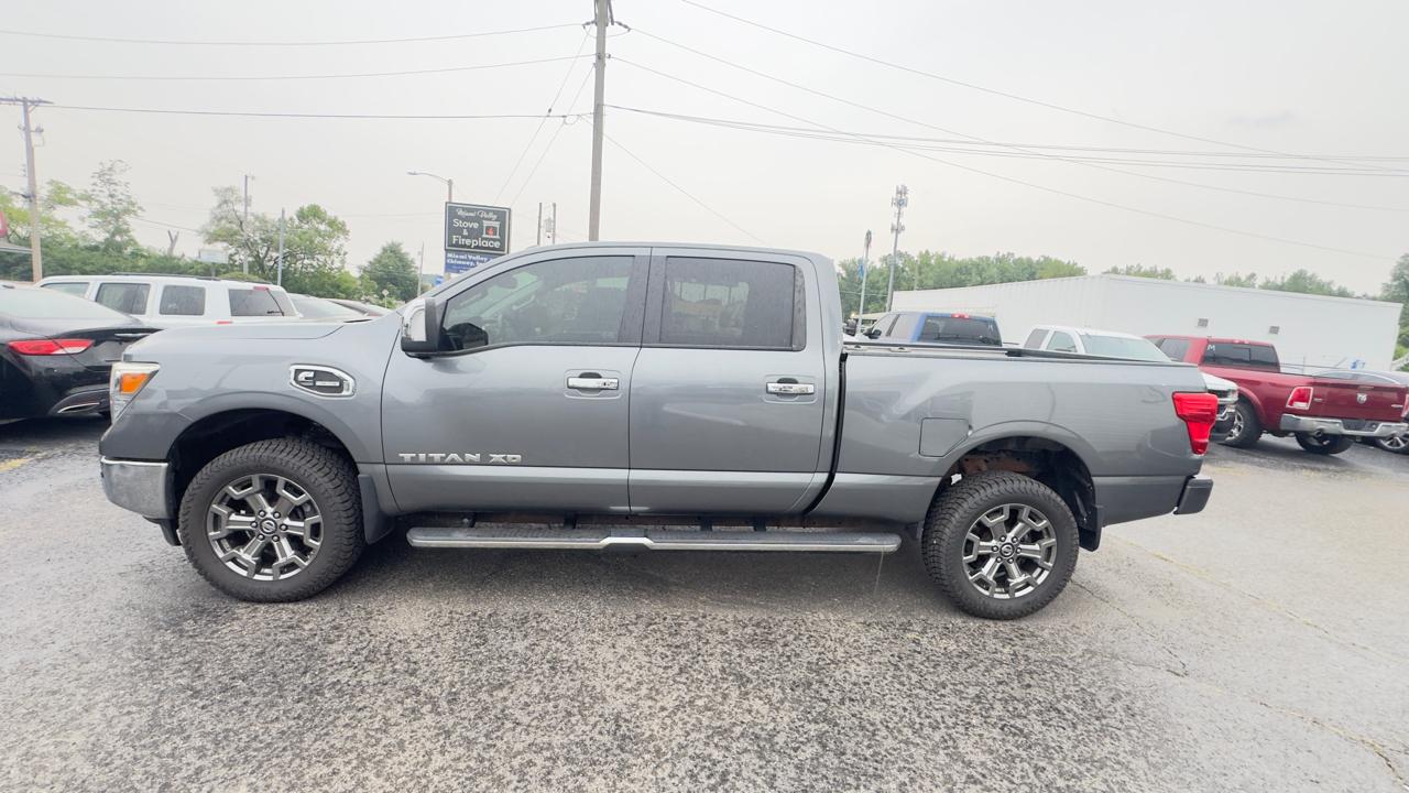 Nissan Titan XD 4x4 Diesel Crew Cab SL 2017