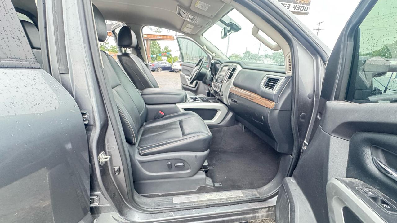 Nissan Titan XD 4x4 Diesel Crew Cab SL 2017