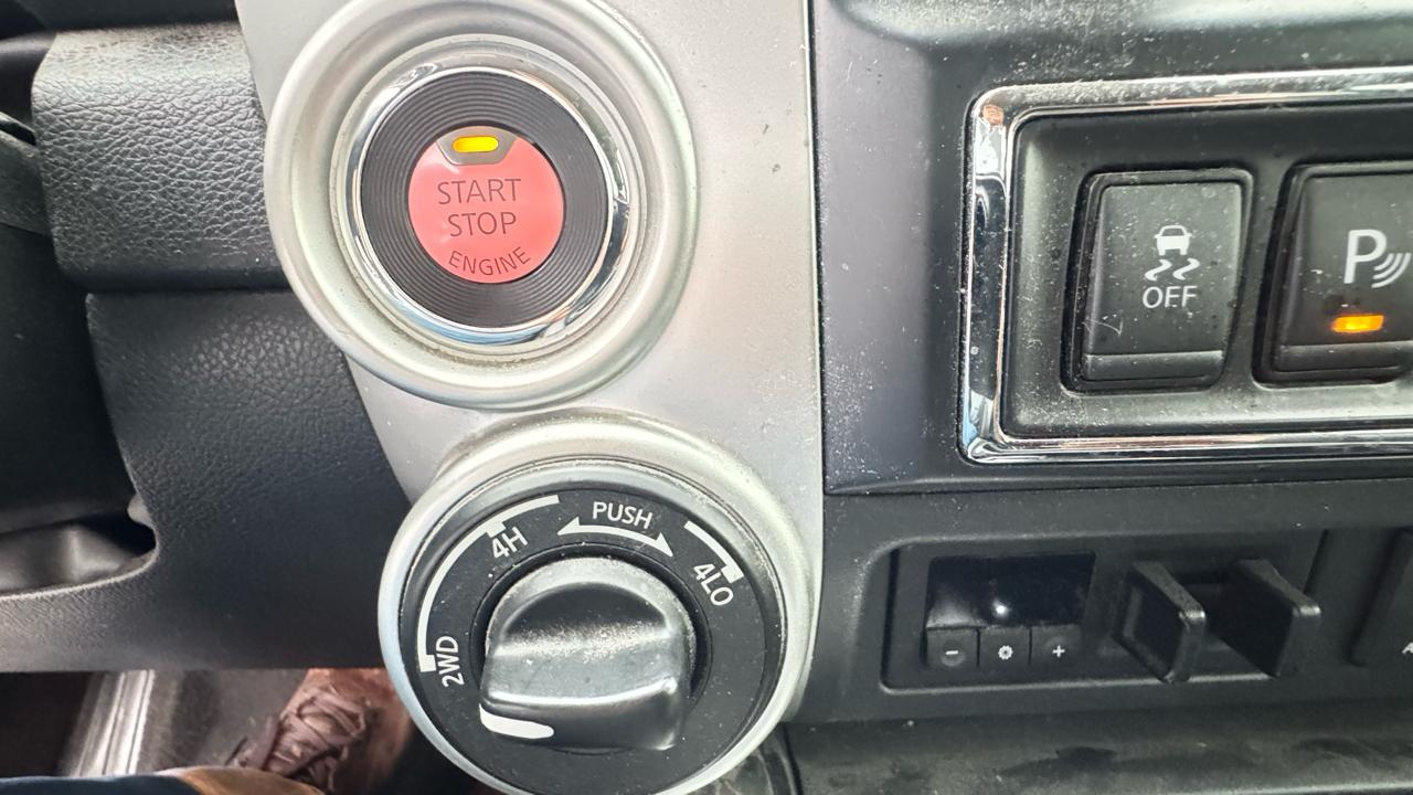 Nissan Titan XD 4x4 Diesel Crew Cab SL 2017