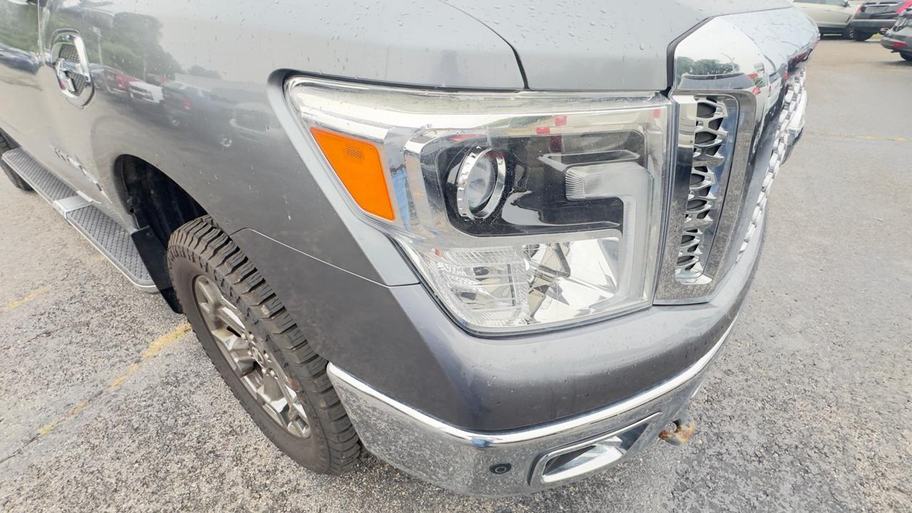 Nissan Titan XD 4x4 Diesel Crew Cab SL 2017