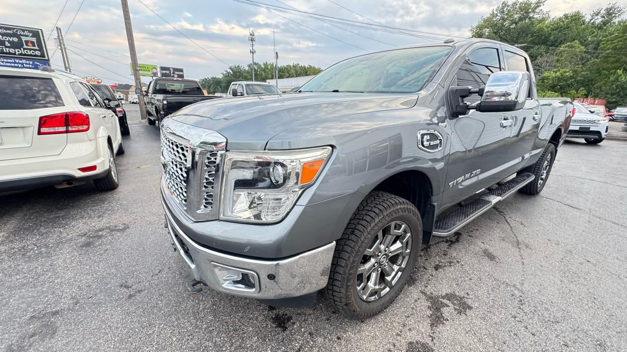 Nissan Titan XD 4x4 Diesel Crew Cab SL 2017