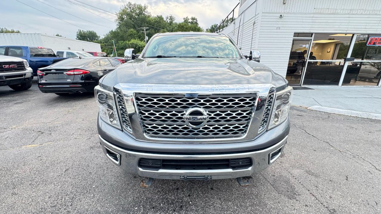 Nissan Titan XD 4x4 Diesel Crew Cab SL 2017