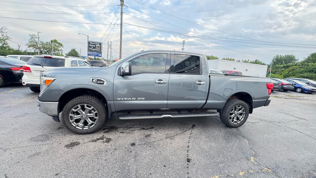 Nissan Titan XD 4x4 Diesel Crew Cab SL 2017