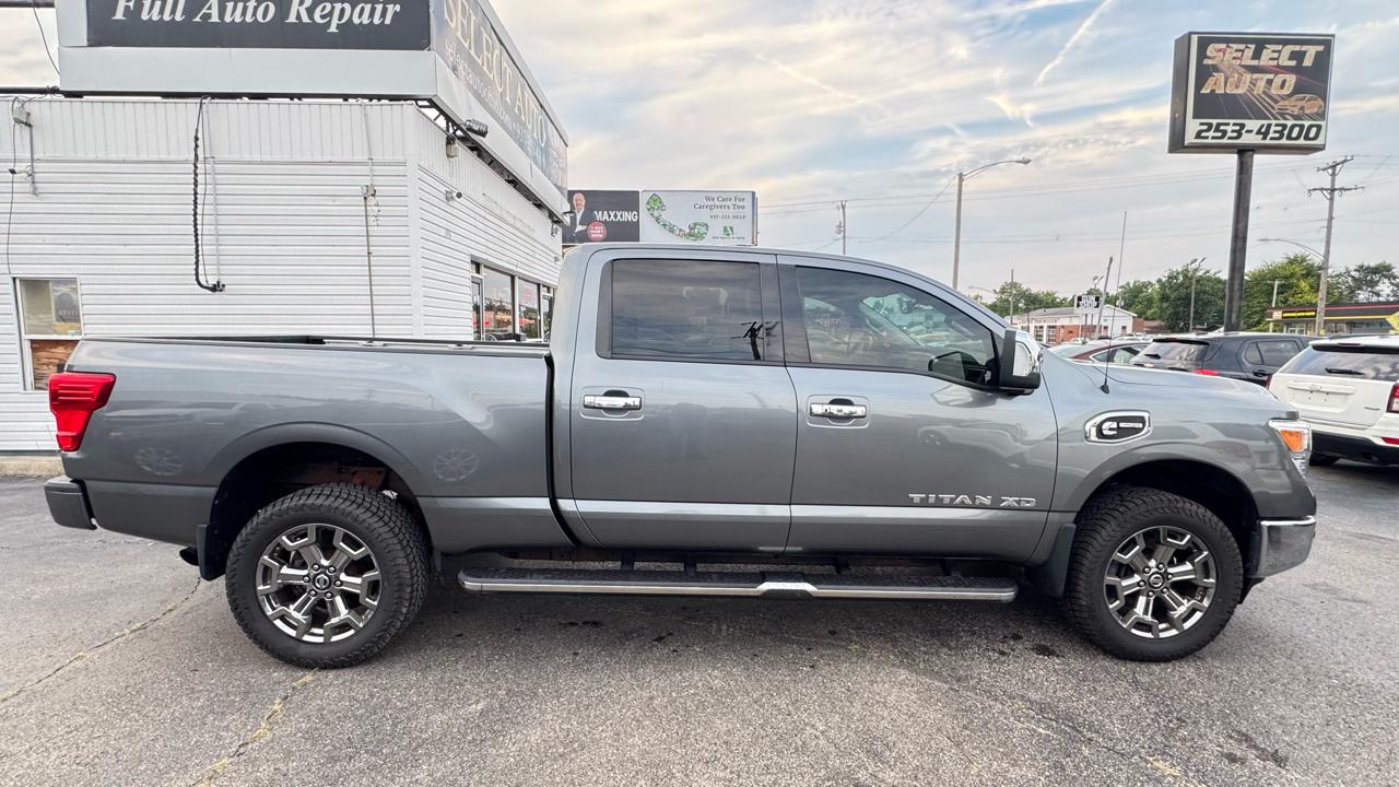 Nissan Titan XD 4x4 Diesel Crew Cab SL 2017
