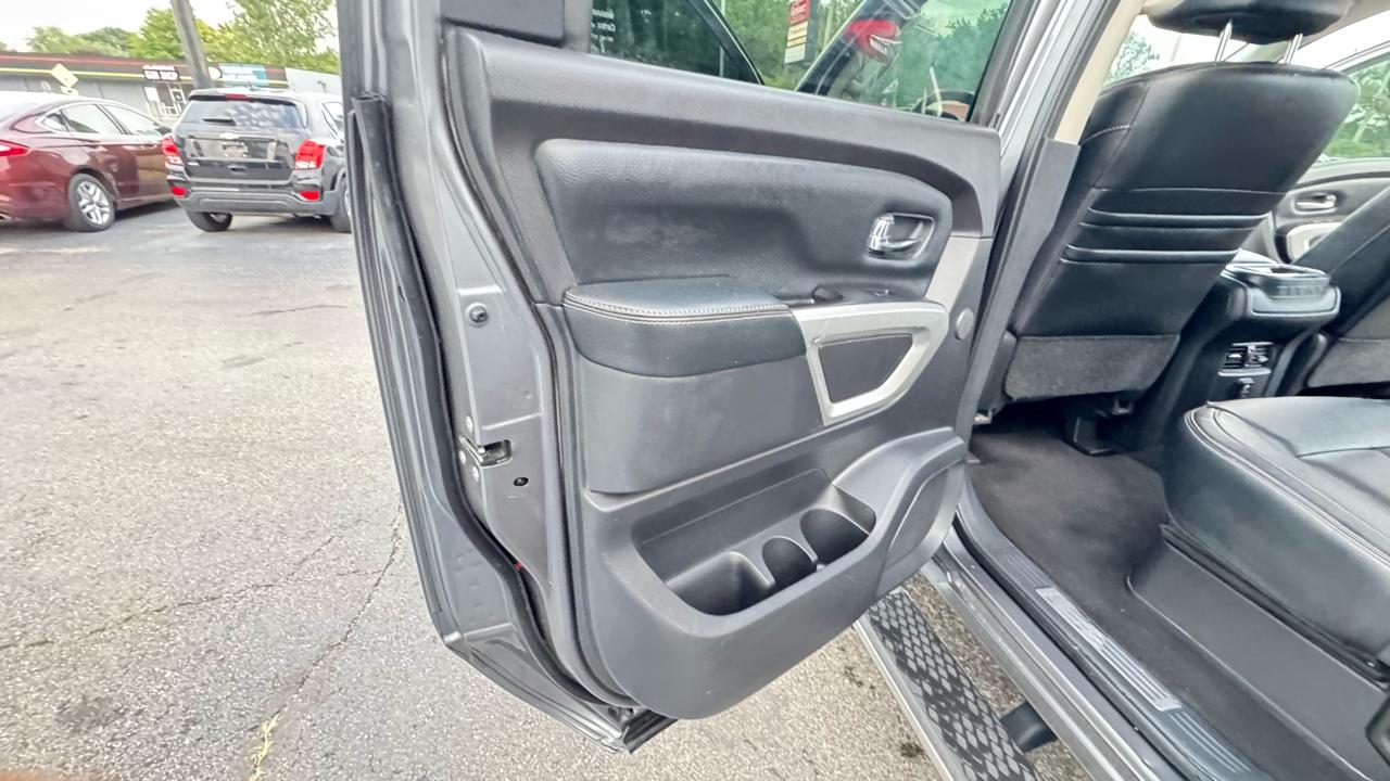 Nissan Titan XD 4x4 Diesel Crew Cab SL 2017