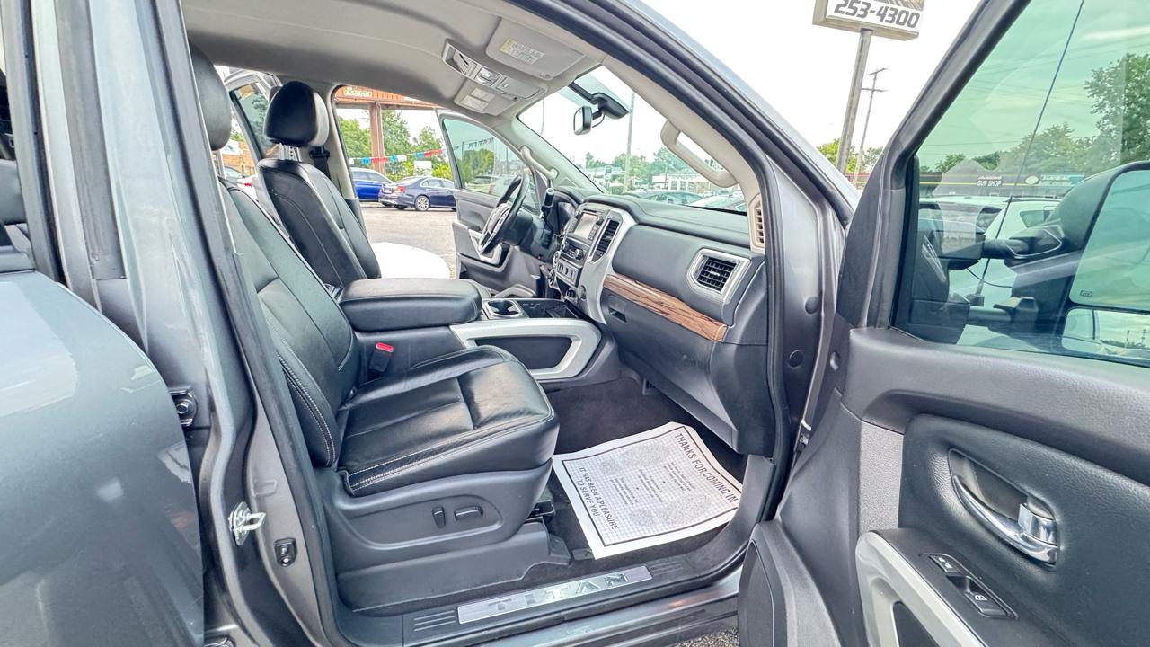 Nissan Titan XD 4x4 Diesel Crew Cab SL 2017