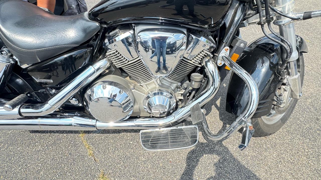 Honda VTX1800C  2002