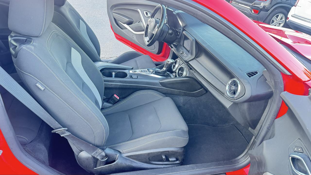 Chevrolet Camaro 2dr Cpe 1LT 2021