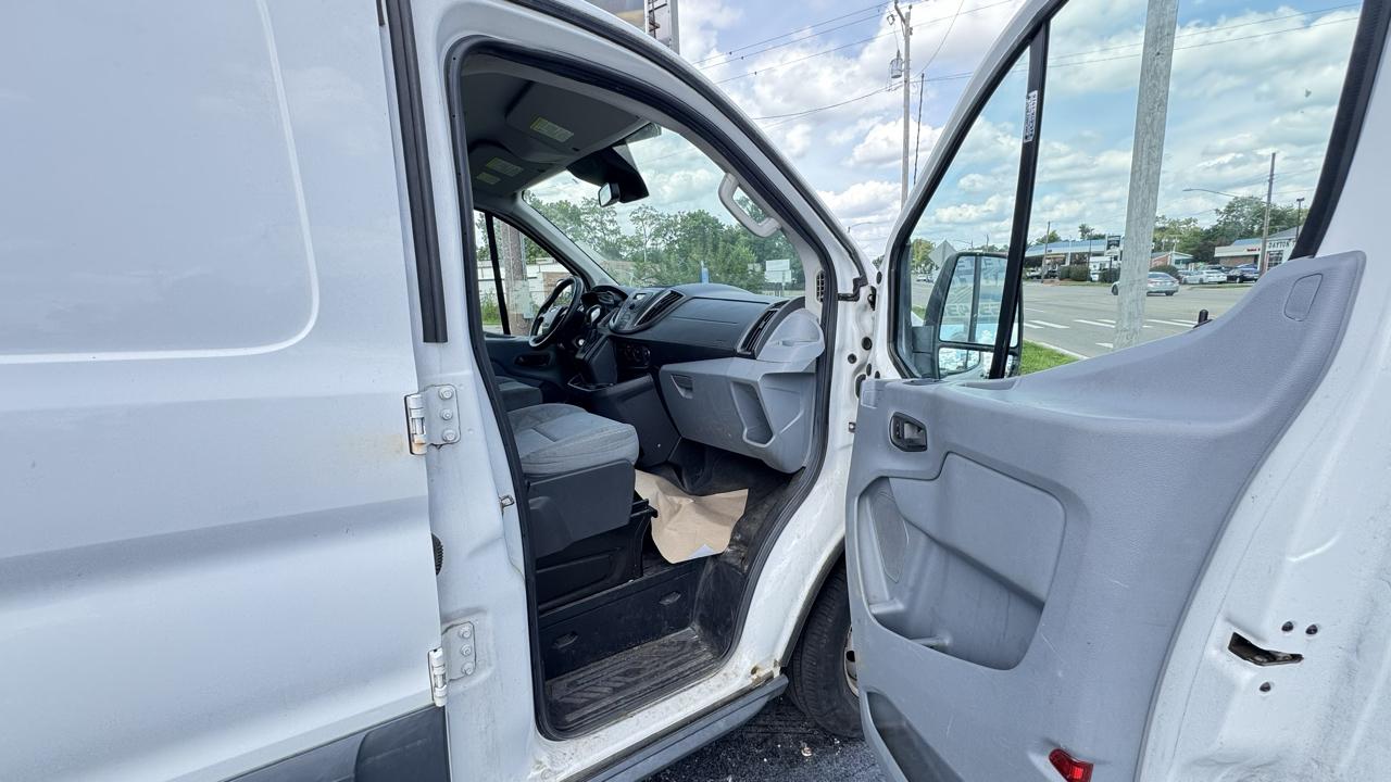 Ford Transit Cargo Van T-150 130" Low Rf 8600 GVWR Swing-Out RH Dr 2016