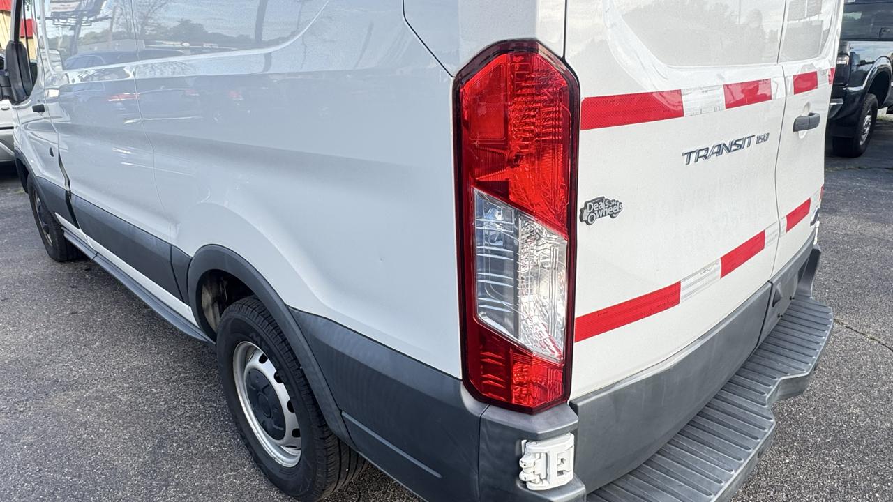 Ford Transit Cargo Van T-150 130" Low Rf 8600 GVWR Swing-Out RH Dr 2016