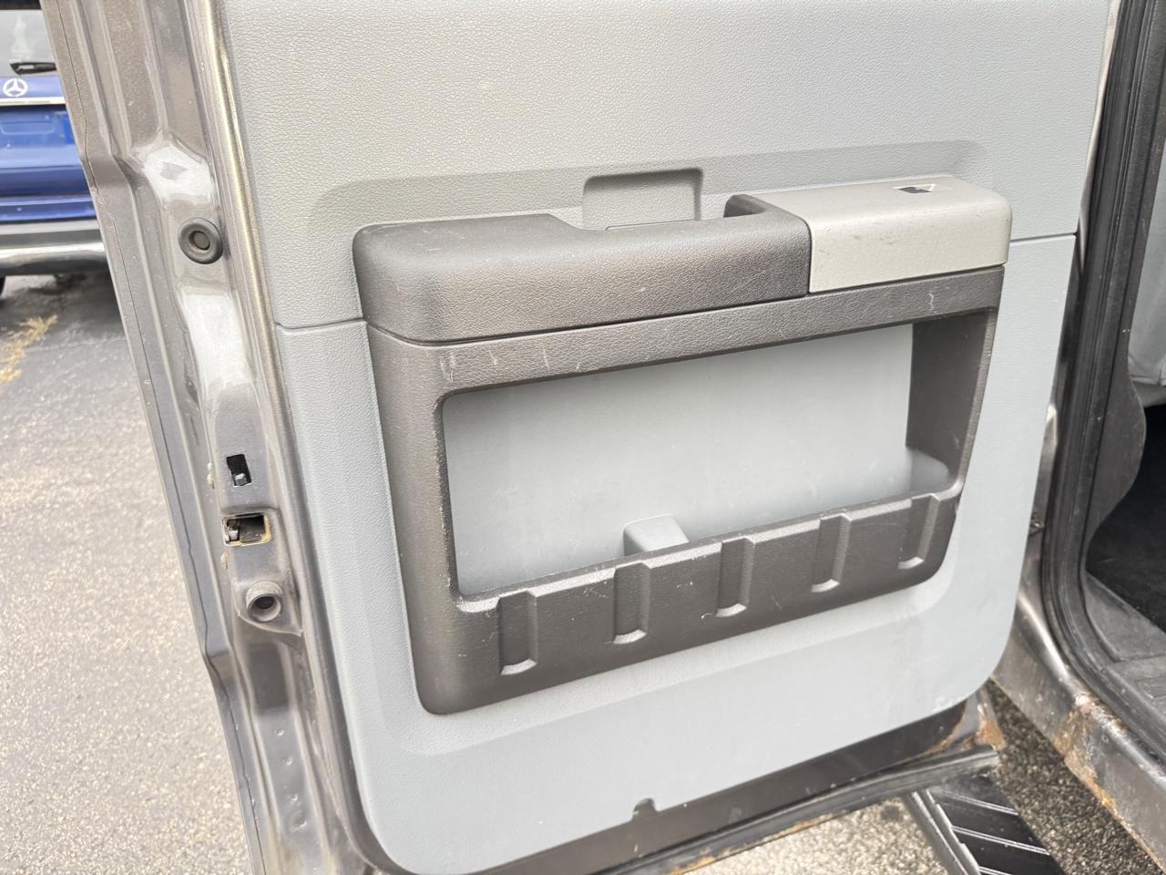Ford Super Duty F-250 SRW 4WD Crew Cab 156" Platinum 2014