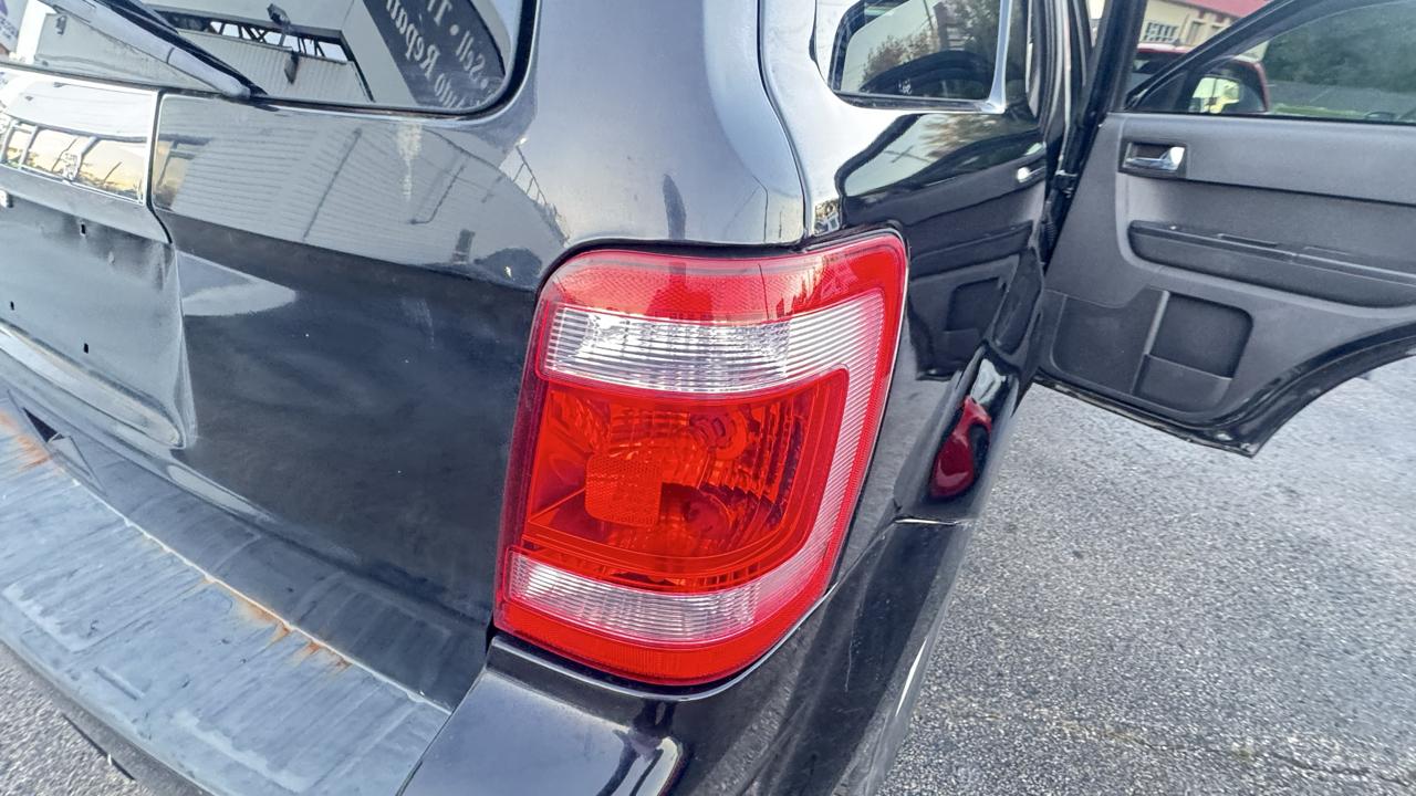 Ford Escape FWD 4dr Limited 2012
