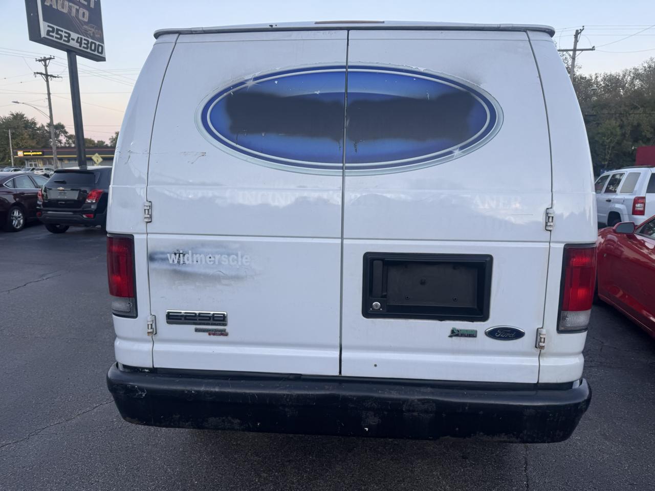 Ford Econoline Cargo Van E-250 Recreational 2012