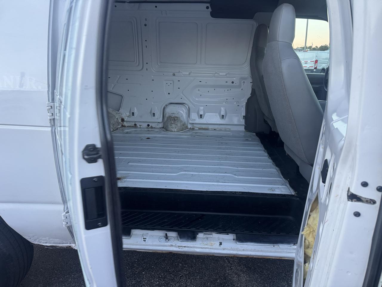 Ford Econoline Cargo Van E-250 Recreational 2012