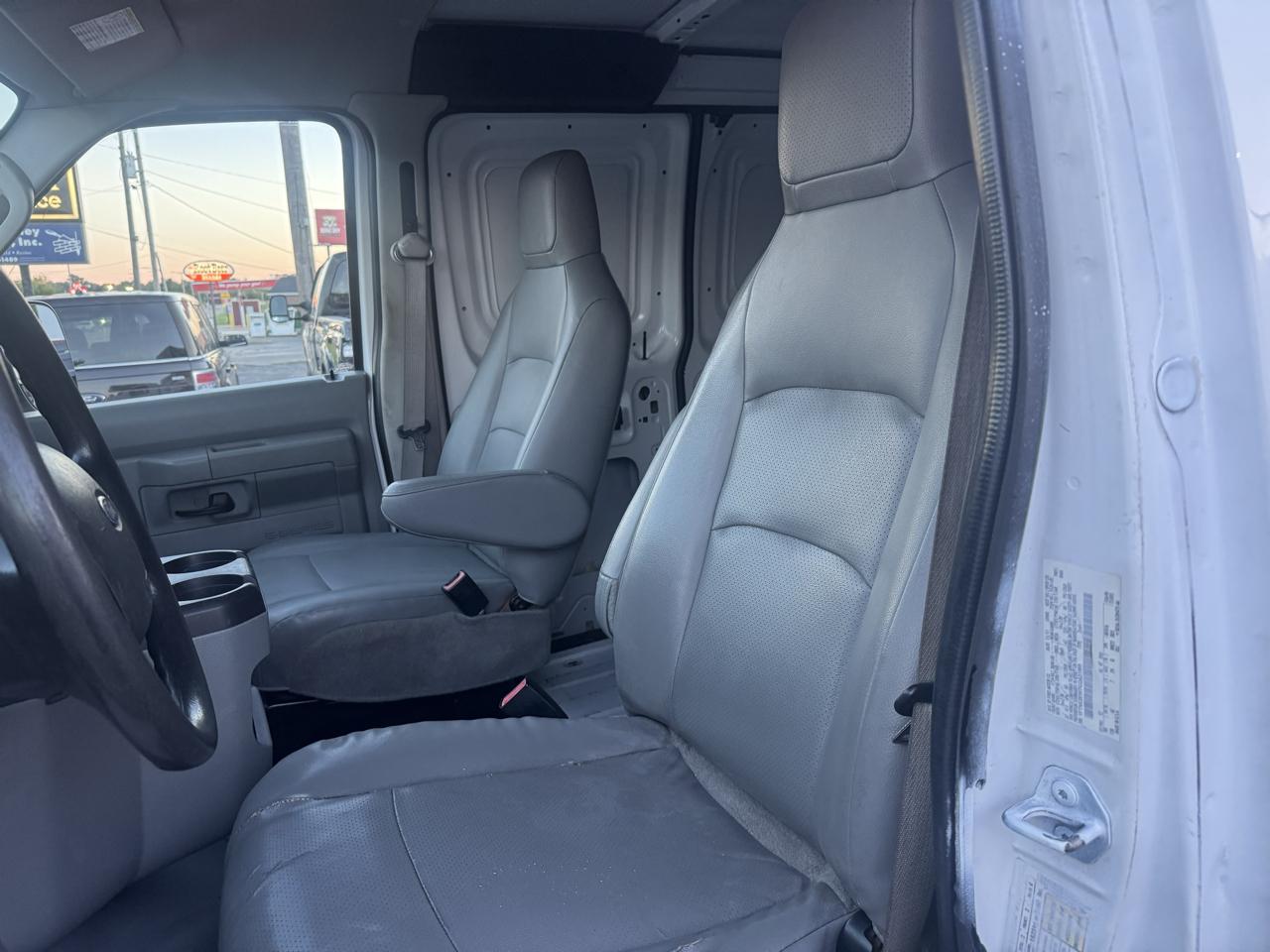 Ford Econoline Cargo Van E-250 Recreational 2012