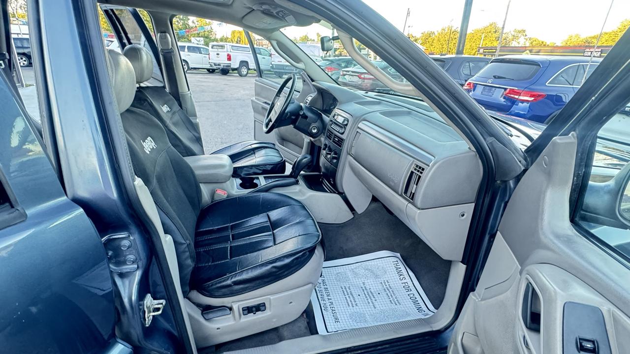 Jeep Grand Cherokee 4dr Laredo 4WD 2003