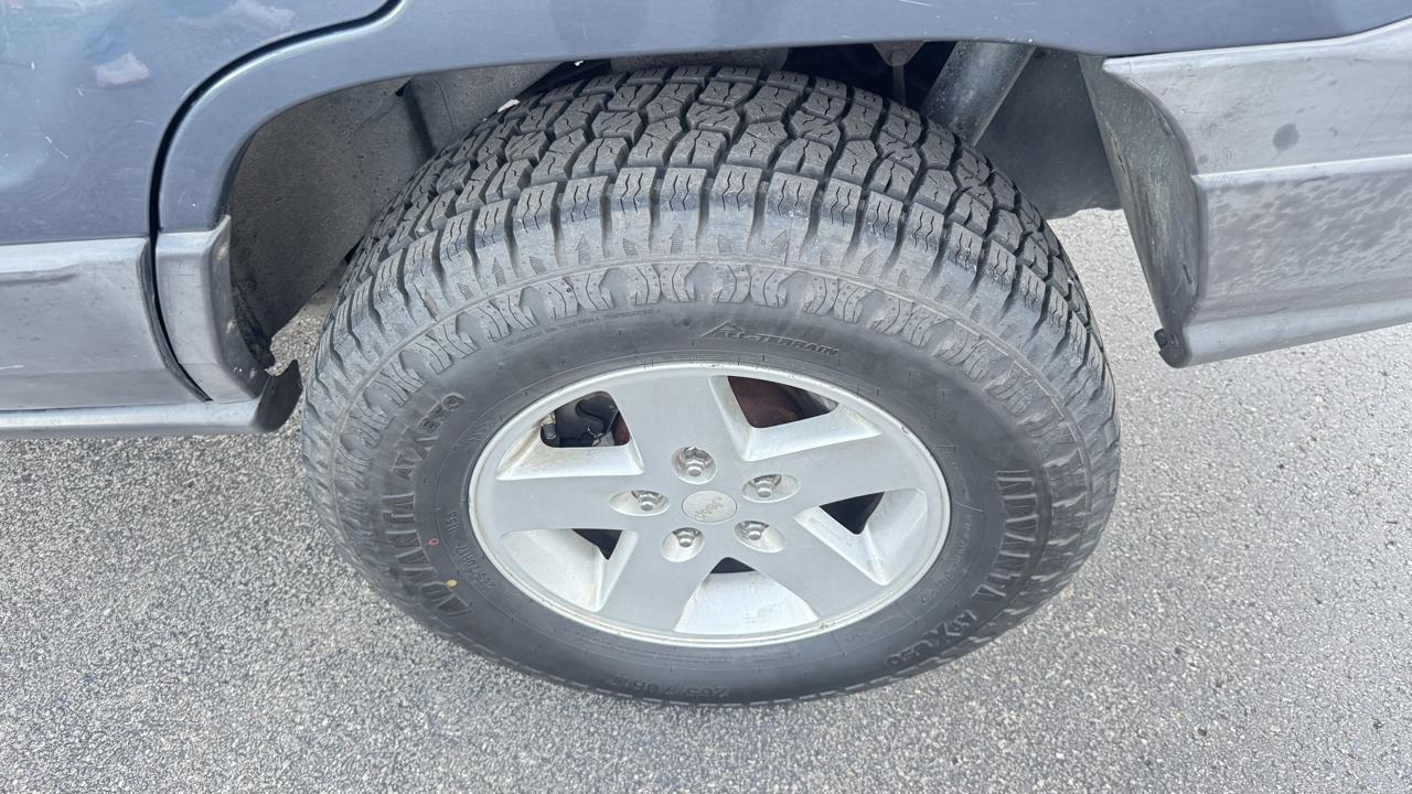 Jeep Grand Cherokee 4dr Laredo 4WD 2003