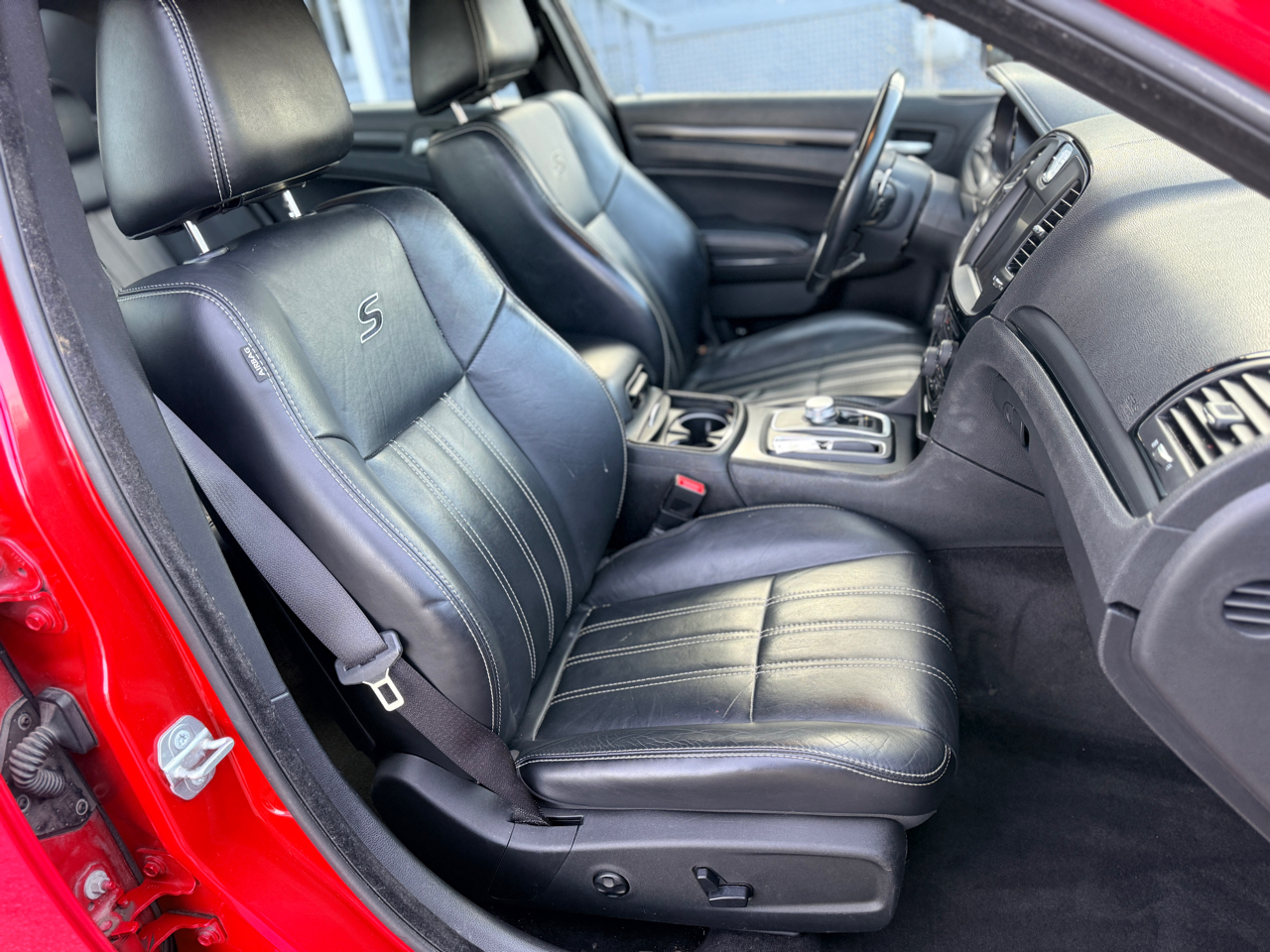 Chrysler 300 S V6 RWD 2015