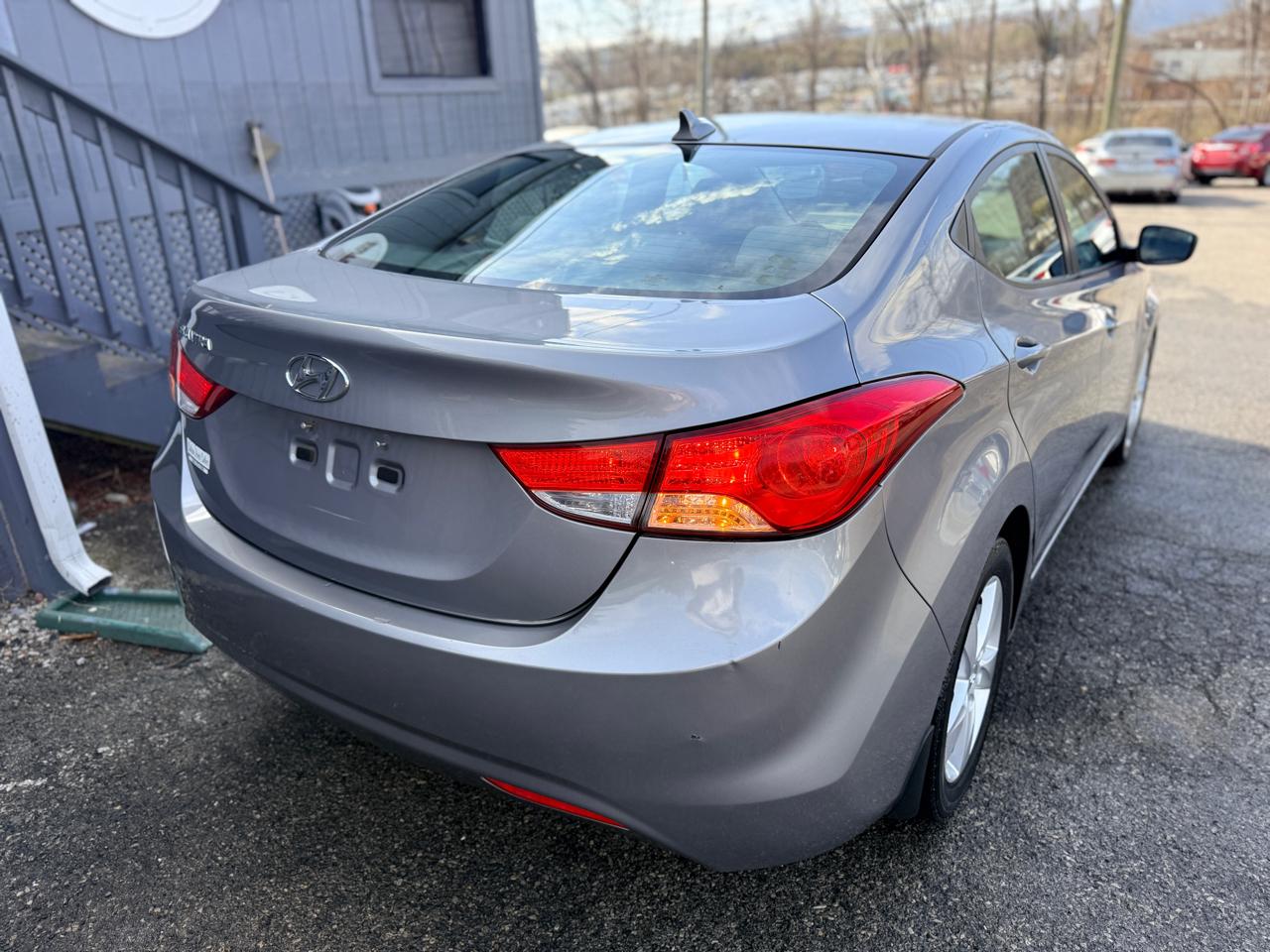 Hyundai Elantra GLS 2012