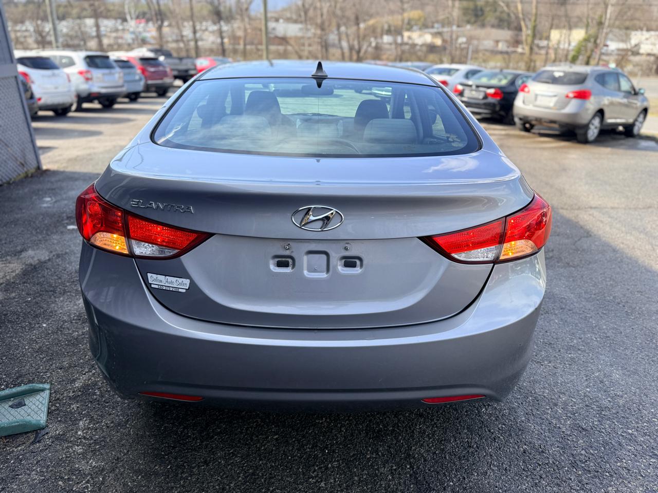 Hyundai Elantra GLS 2012