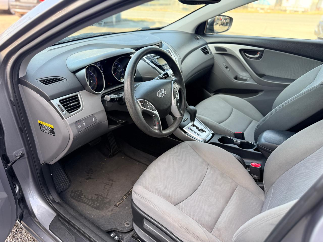 Hyundai Elantra GLS 2012