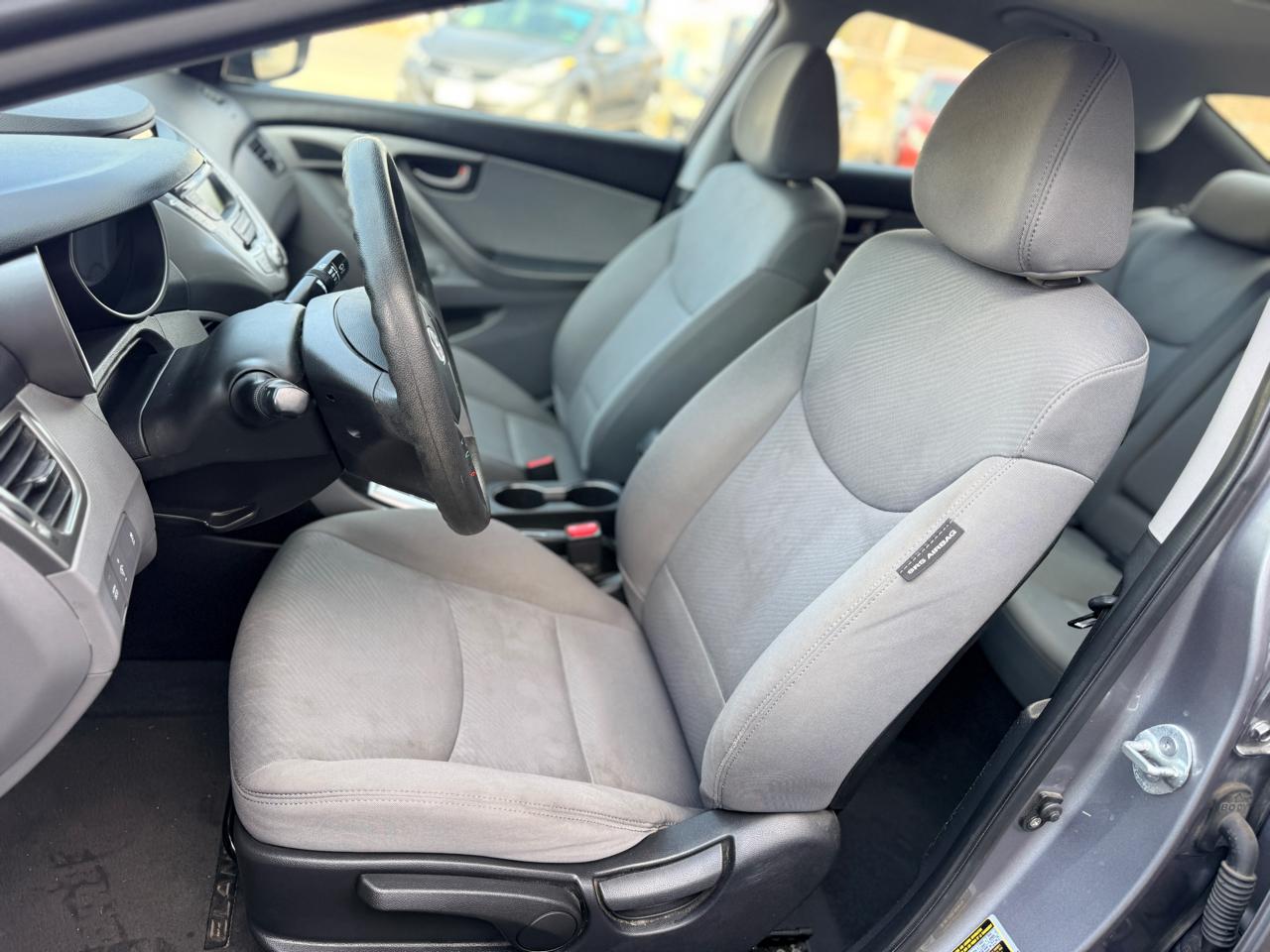 Hyundai Elantra GLS 2012