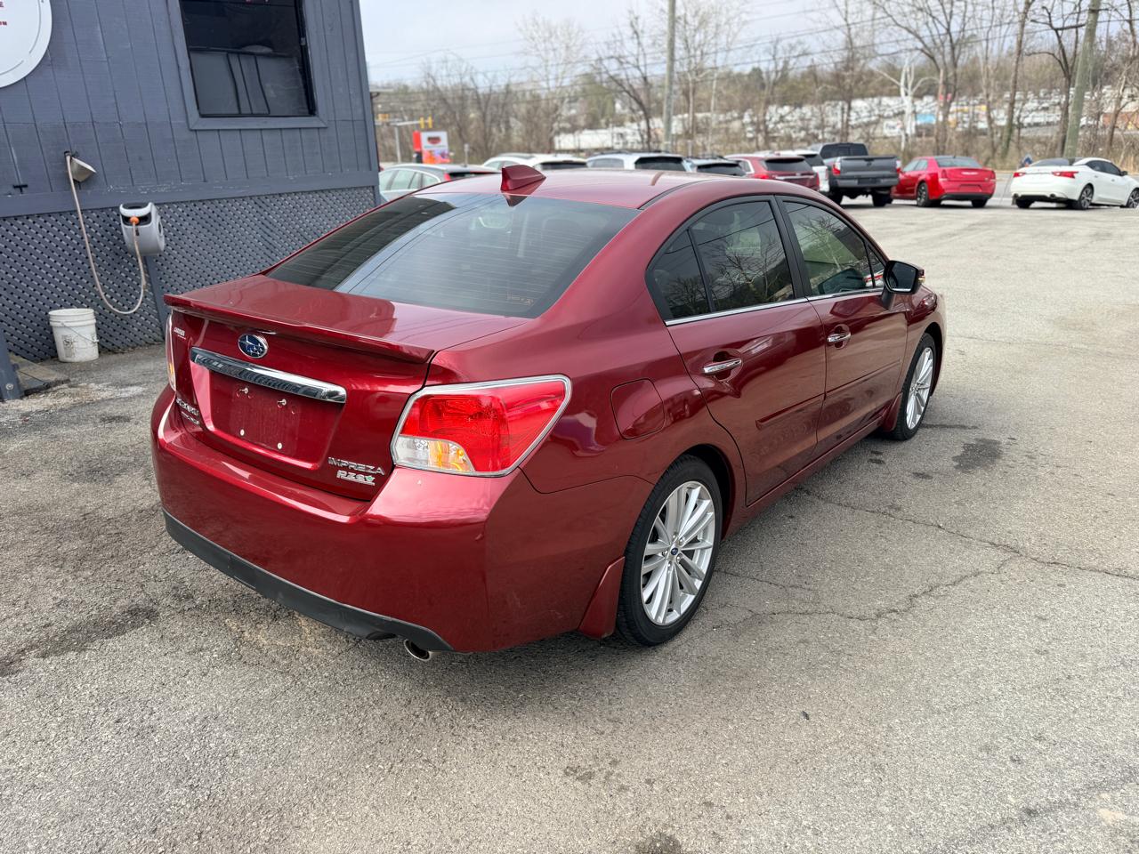 Subaru Impreza 2.0i Premium PZEV 4-Door 2016