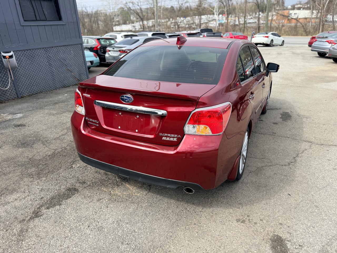 Subaru Impreza 2.0i Premium PZEV 4-Door 2016