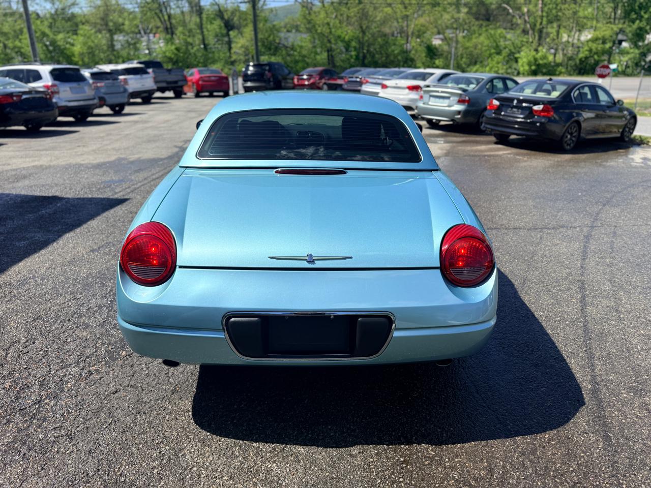 Ford Thunderbird Deluxe 2002