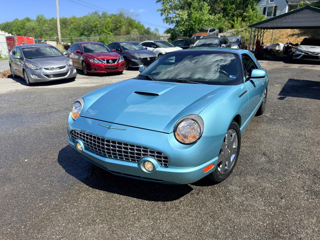 Ford Thunderbird Deluxe 2002